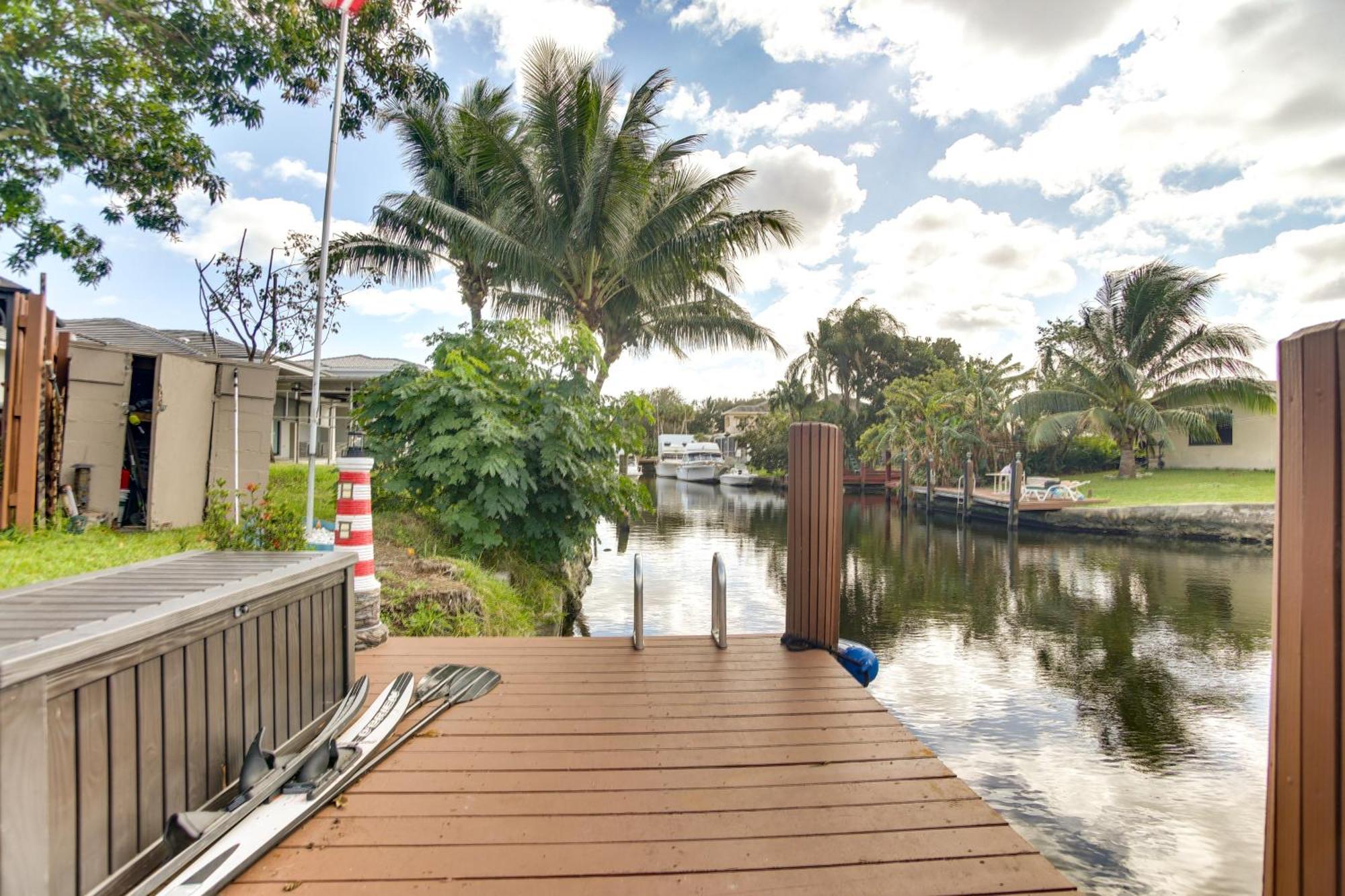 Canal Side Retreat With Dock, By Hollywood Boardwalk Fort Lauderdale Ngoại thất bức ảnh